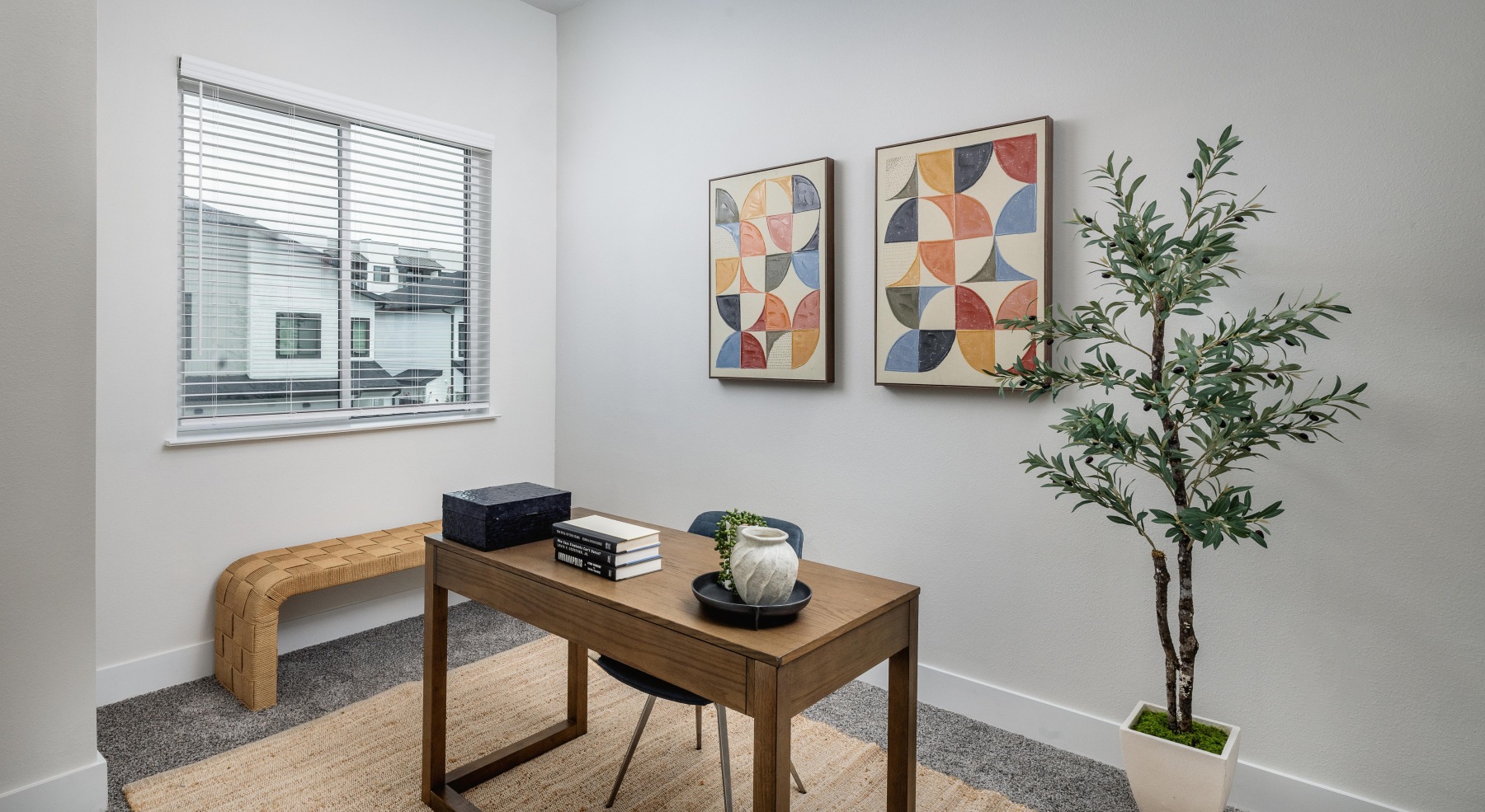 Flexible space for home office
